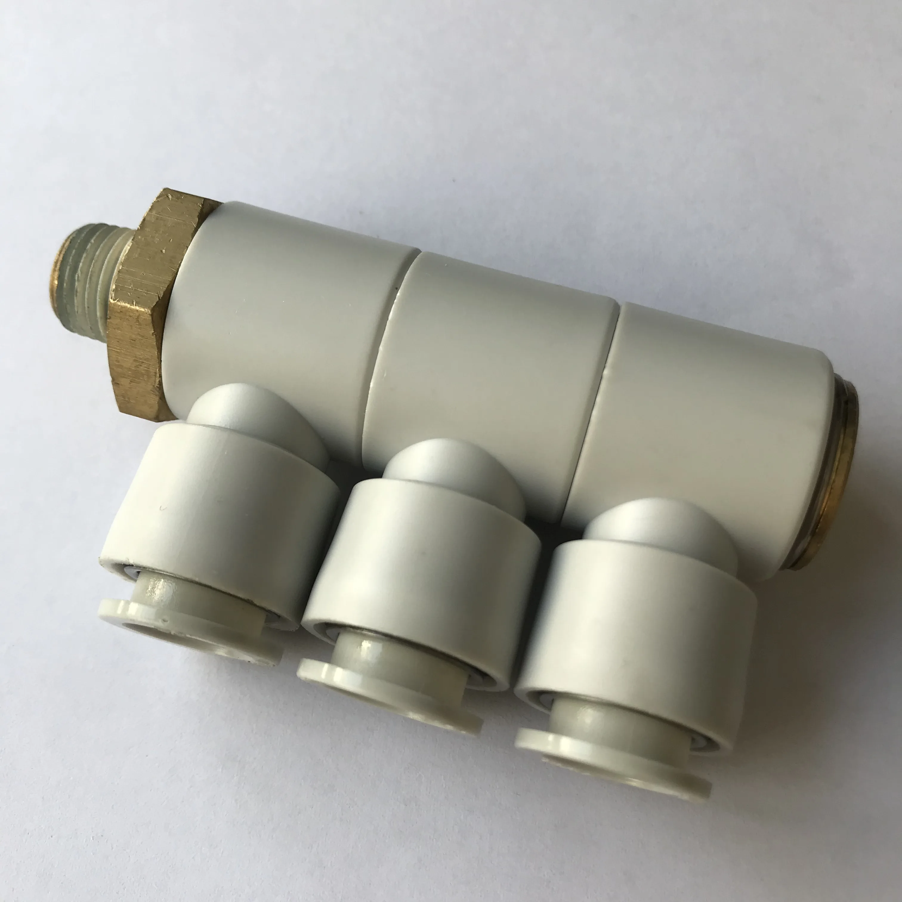 Размер трубки 12mm-1/4 PT резьба Стиль Воздушный фитинг тройной Универсальный