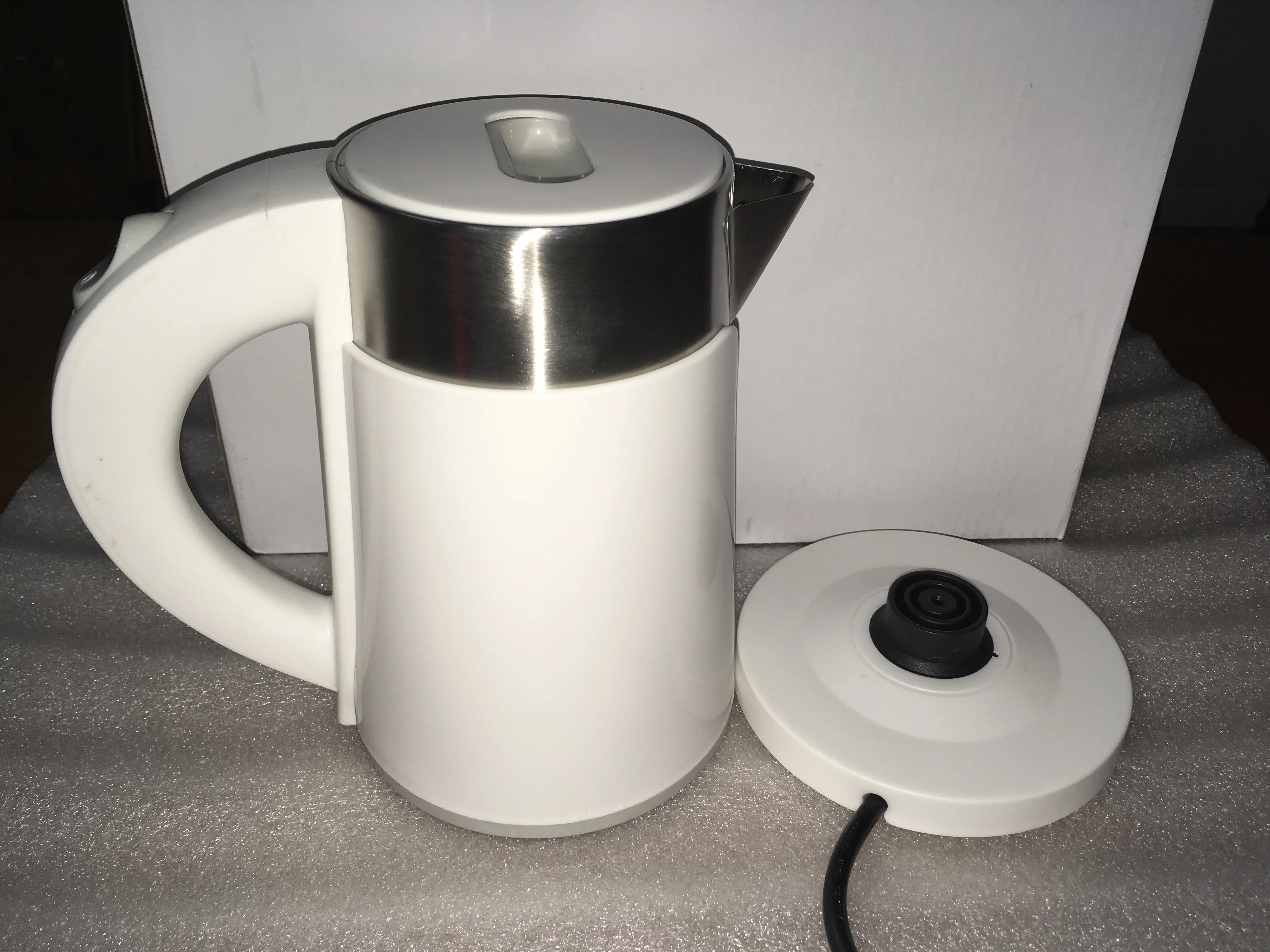 Электрический мини-чайник для путешествий | Бытовая техника