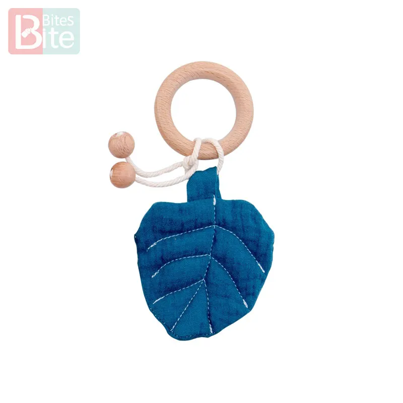 blue Let's Make Детские Прорезыватели для зубов, 1 шт., подвеска в форме листьев из хлопка из бука, деревянное кольцо для прорезывания зубов, деревянные бусины для детской кровати, подвесные погремушки - Цвет: blue