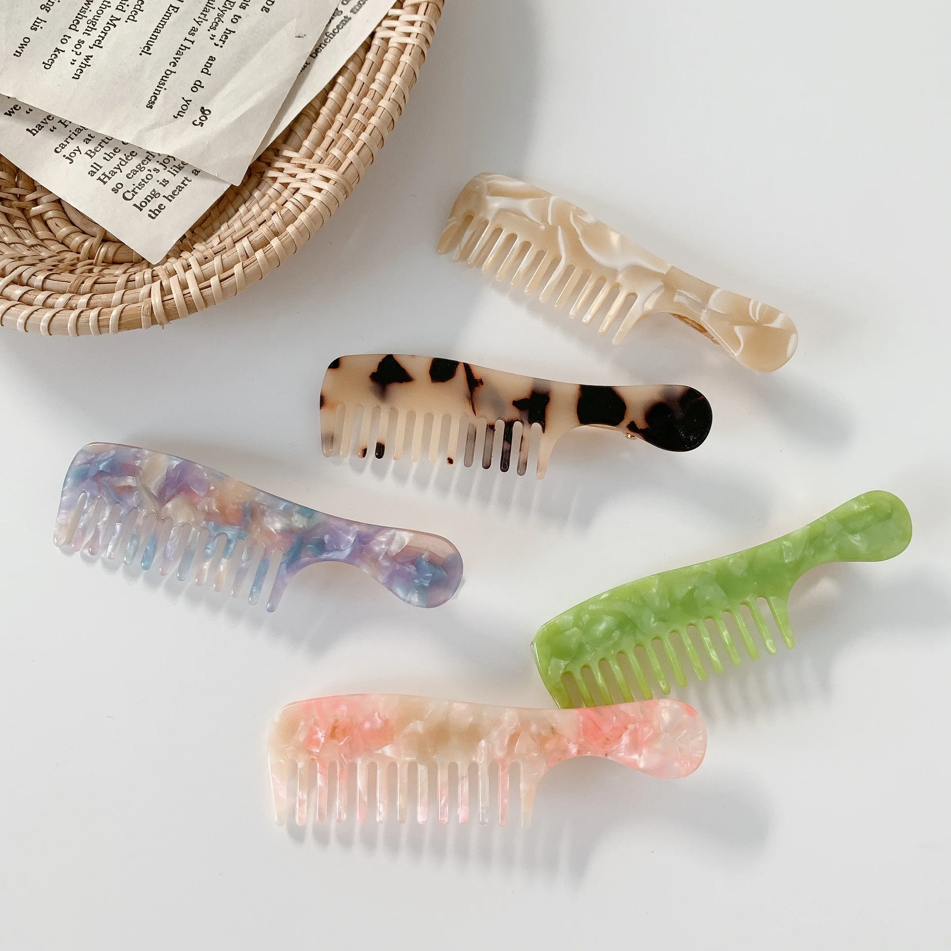 

2022 Fashion Small Comb Hairpin Lovely Girl Heart Edge Bang clip Broken Hair Japan And Korea Sweet Headdress Hair Accessories