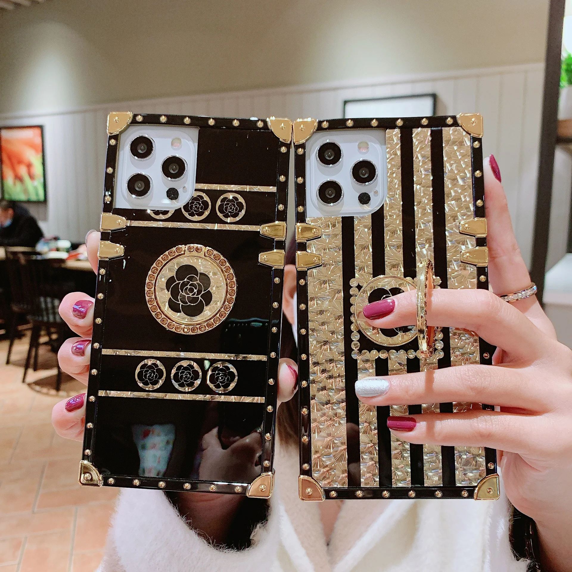 

2021 New Phantom Rose Goddess Square Tide Brand Phone Case for iPhone7 8 SE PLUS X XS MAX XR 11 12 PRO MINI 6 6S