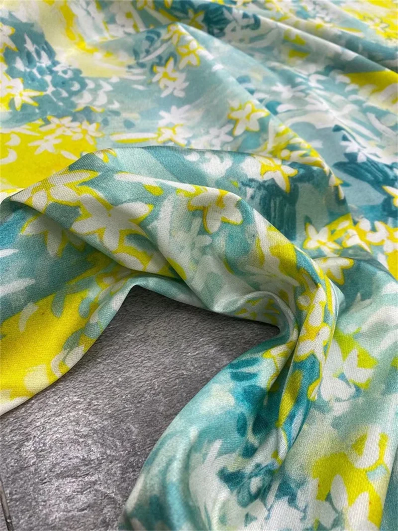 

Pastoral Series Color Hand-collection Printed Silk Stretch Twill High-end Dress Shirt Half Skirt Sewing Polynesian Tribal Fabric