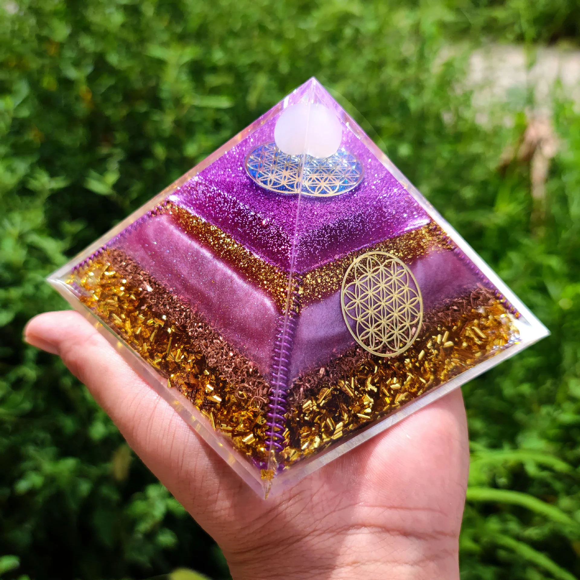 

Venus Dance Aogang Aogen Energy Tower Orgone Home Feng Shui Crystal crystal decor crystals and stones healing bulk