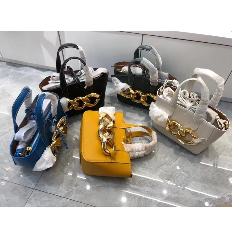 

2021 new carry-over handbag female thick chain all-match trend single shoulder bag temperament goddess hand carried bag luxury