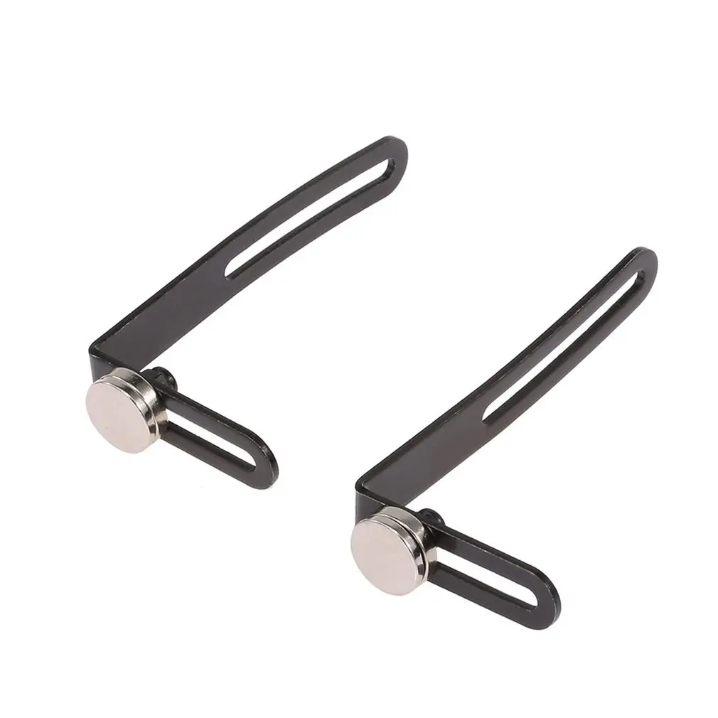 

4PCS RC Car Shell Body Mount Metal L-Bracket with Magnet for 1:10 RC Crawler Car Axial SCX10 90046 D90 Accessories