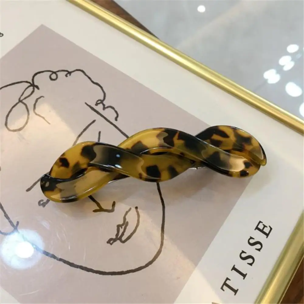 

Women Elegant Korean Design Acetate Geometric Hair Accessories Simple Retro Leopard Female Top Clip Catch Clip Headdress Access