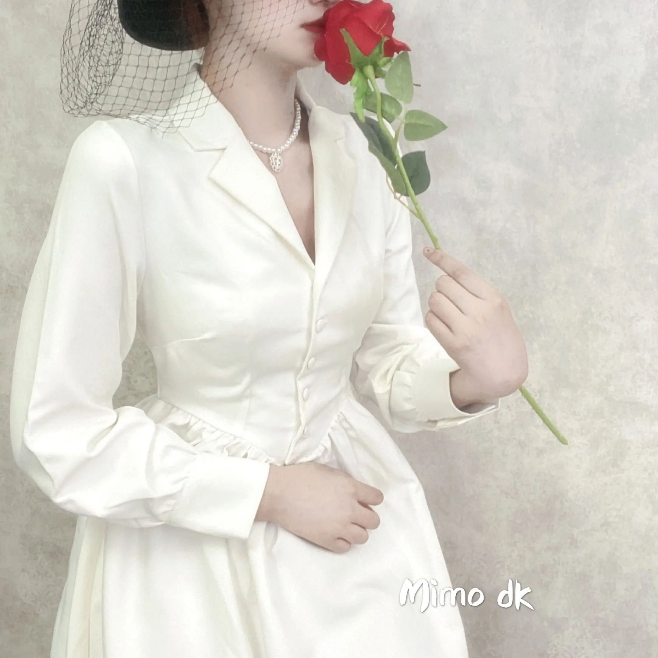 Женское винтажное платье Одри Хепбёрн белое с длинным рукавом в стиле ретро |