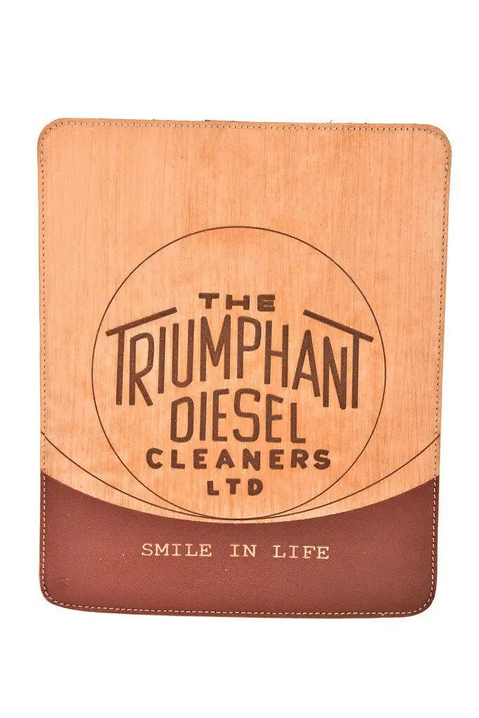 

Diesel Unisex Leather Wood Look Tablet Case Solid Brown Size OS