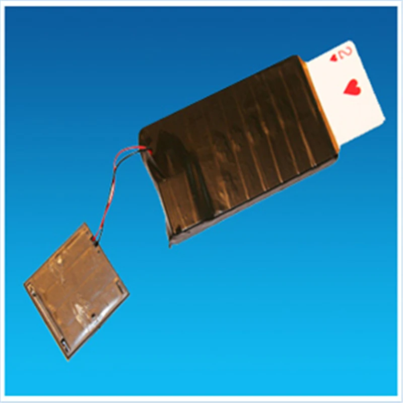 Электронный коммутатор для карт Волшебные трюки Ghost Hand появляющееся устройство