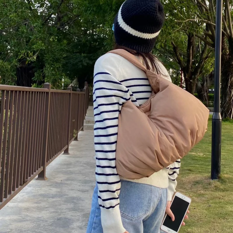 

Causal Nylon Large Capacity Tote Padded Women Handbags Designer Down Cotton Lady Shoulder Bag Big Female Shopper Purses 2022 Sac