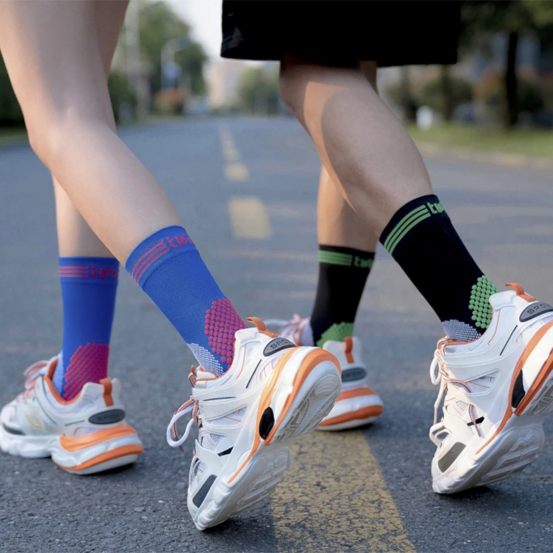 

Professional Men Breathable Cycling Sock Sports Basketball Socks Marathon Non-slip Compression Socks for Outdoor Bike Climb Run