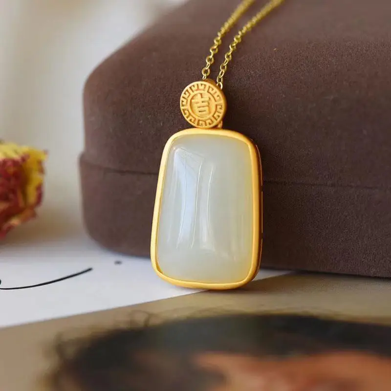 

New Hetian Jade Lucky Pendant Pendant S925 Sterling Silver Inlaid Lucky Lucky Ancient Gold Craft Gift
