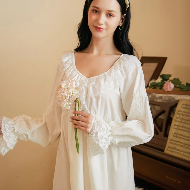 

Lace Vintage Palace Style Nightgowns Ladies V-neck Sexy Long Sleeve Sleepwear Girls Lolita Nightdress Negligee