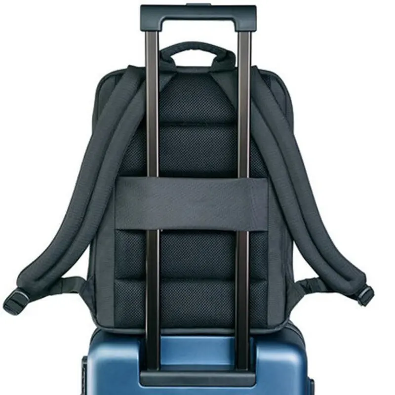 Мужской деловой рюкзак простой многофункциональный вместительный дорожный