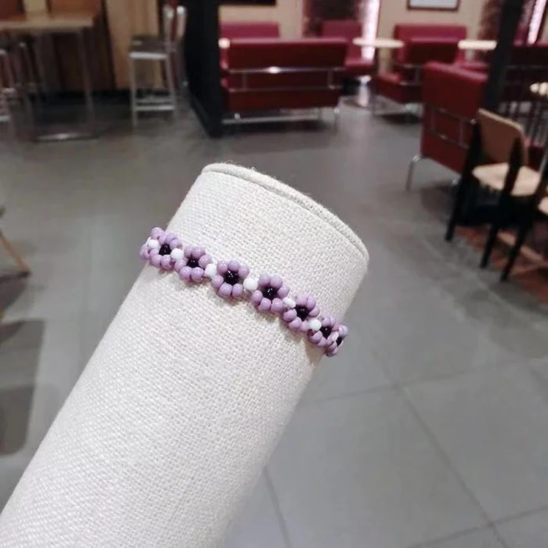 2019 звезда того же браслета использует разноцветные бусины ручной работы