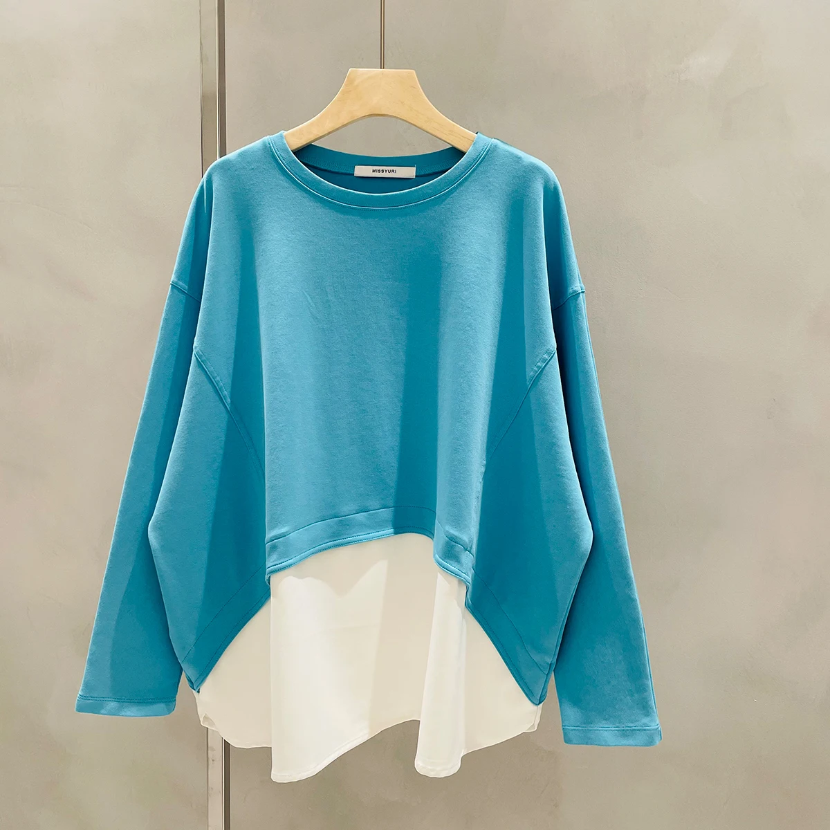 

2021 Spring Autumn New Korean Style Fake Two-Piece T-shirt Women's Loose Patchwork Top Batwing Sleeve High Waist Ins Shirt