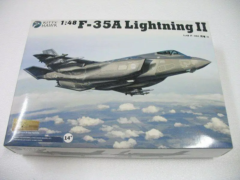 Модель Kitty Hawk 80103 1/48 F-35A Lightning II в сборе Новинка