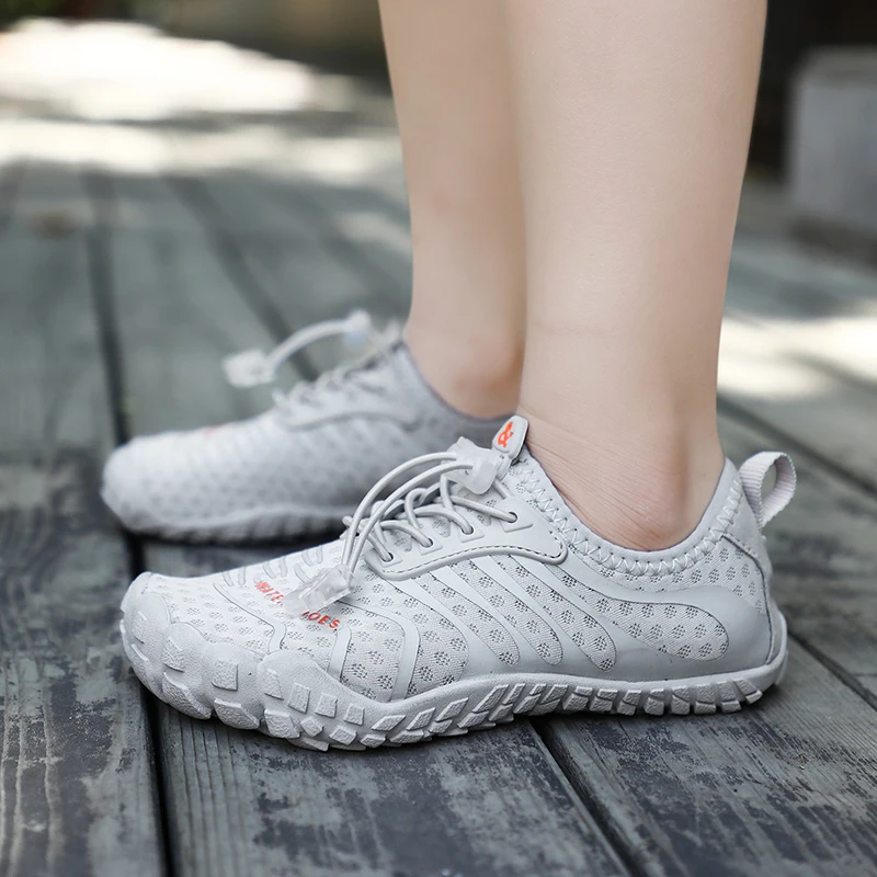 

Детские эластичные удобные дышащие прогулочные туфли, Нескользящие акватуфли для мальчиков и девочек, быстросохнущие босоножки для пляжа ...