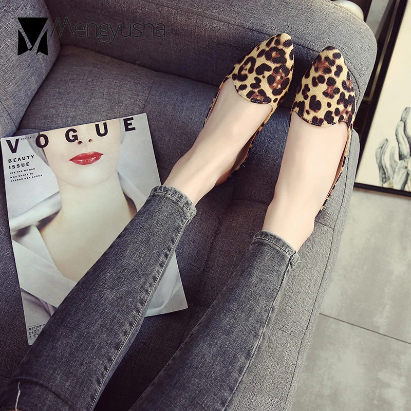 Мюли женские с закрытым носком бархатные шлепанцы сланцы Нескользящие для дома и