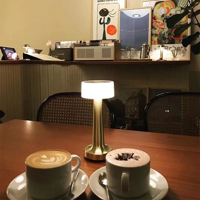 

2021 Touch Sensor Dimmable Brass LED Table Night Light 1800mA Rechargeable Gold Desk Lamp For Bedside Bar Restaurant Coffee Shop