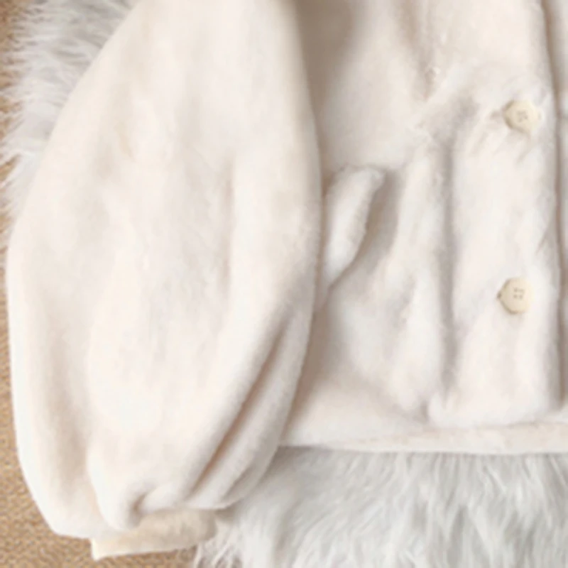 

Lautaro Winter White Cute Soft Oversized Fluffy Faux Fur Coat Women with Hood Long Sleeve Lovely Harajuku Kawaii Jacket 2021
