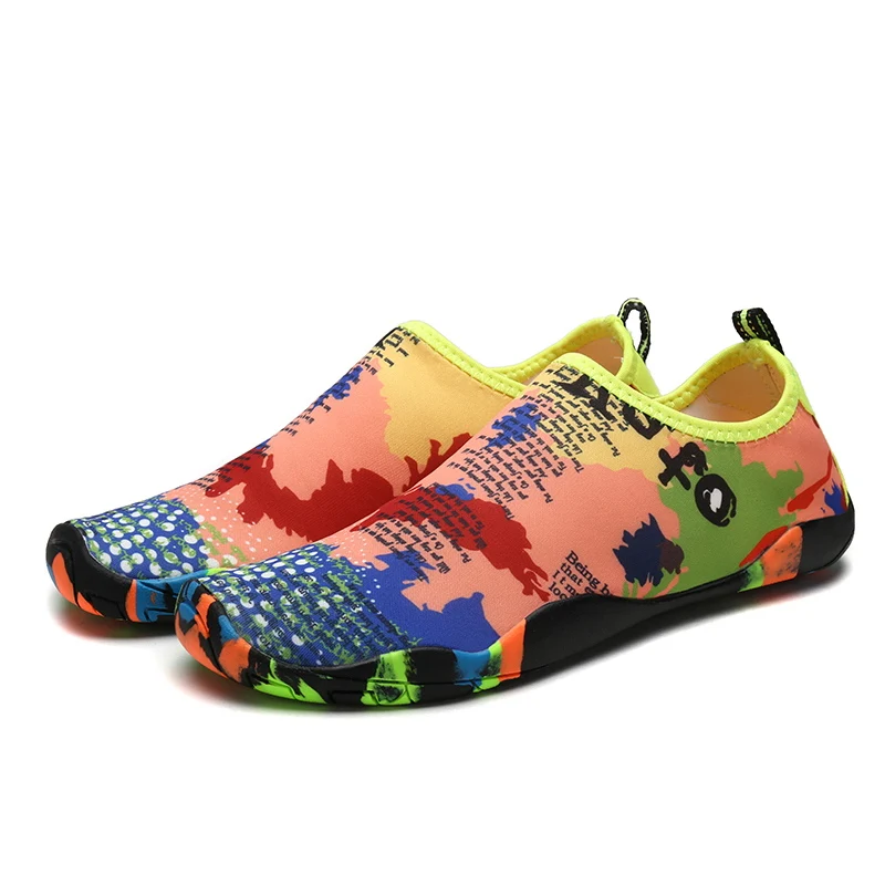 

Water Shoes Men Women Swimming Socks Printing Color Summer Aqua Beach Sneakers Seaside Sneaker Socks Slippers for Men Women