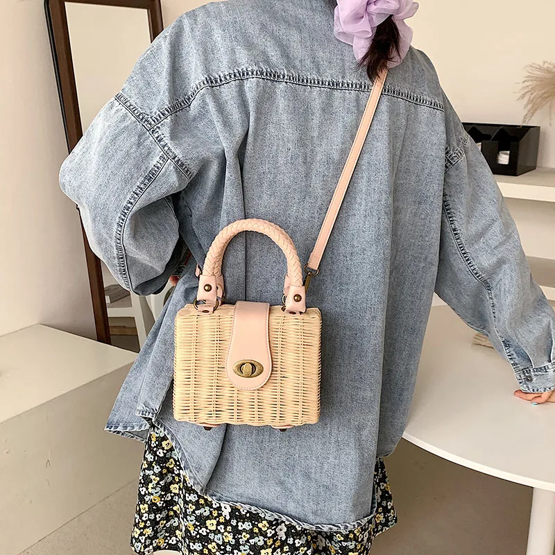 

New summer straw woven bag ladies mini portable small square bag fashion handbags and wallets beach one-shoulder messenger bag