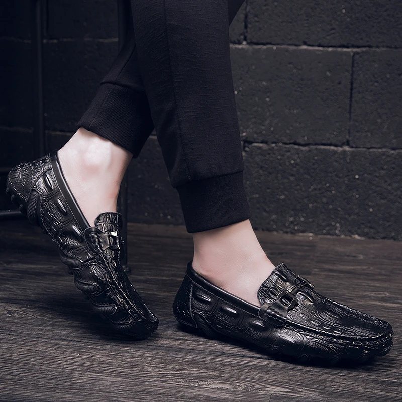 

New Arrival Men Casual Shoes outdoor Fashion Men genuine Leather Shoes Breathable Loafers Moccasins Slip On Men's Flats shoes