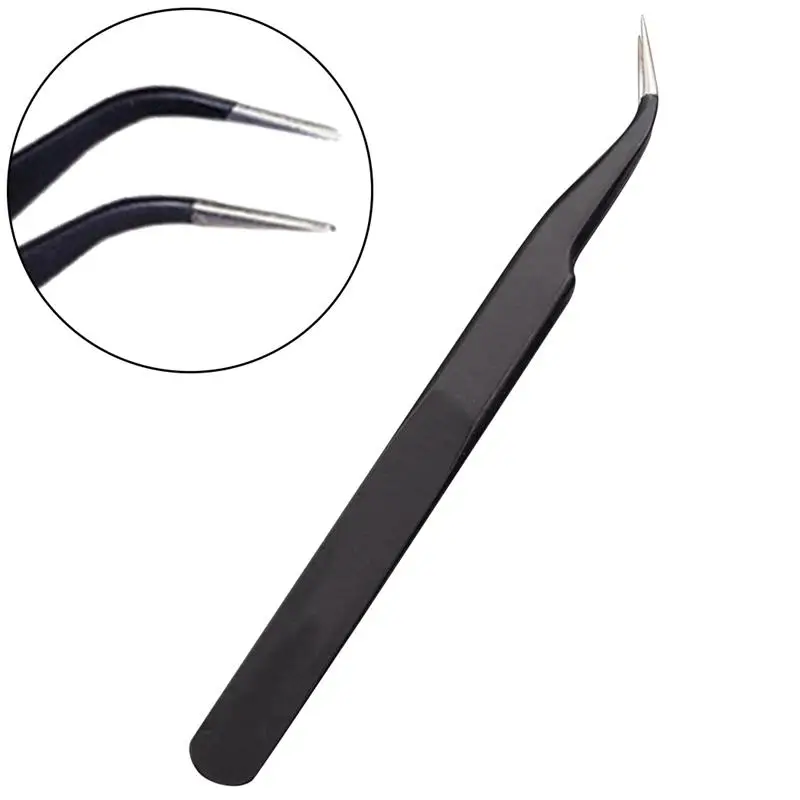 Прорубь ноготь прелесть циркуль. Купание в проруби на крещение 2023. Нижний люблинский пруд крещение. Сторож, камыш, ключ, плащ, шалаш. Пушкин крещение колоничка.