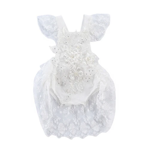 

Детский кружевной комбинезон с оборками и жемчужинами, без рукавов