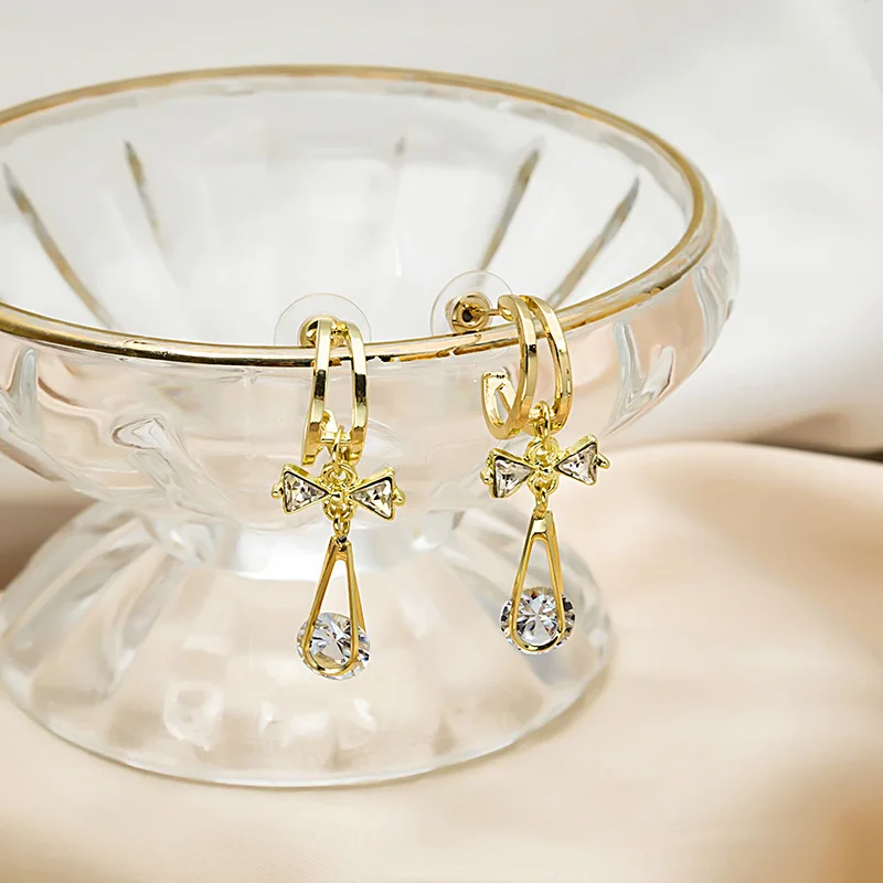 Серьги-булавки и бриллиантовые бантики из серебра 925 пробы | Украшения аксессуары