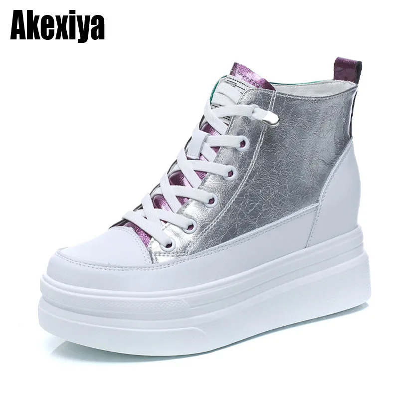 

Женские однотонные туфли, модель 2022 года, модная двухцелевая Белая обувь на платформе, Весенняя дышащая женская повседневная обувь на толст...