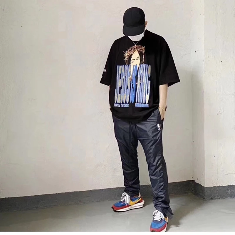 

Kanye Jesus Is King Portrait Letter T-shirt Men and Women Loose High Street Short Sleeve Summer Tshirts Oversize Cotton Top Tees