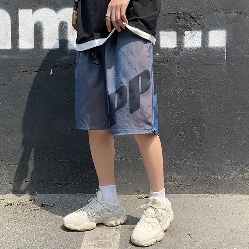 Harajuku men shorts streetwear iron chain pattern jogger shorts women men Summer loose elastic waist Hip hop skateboard shorts