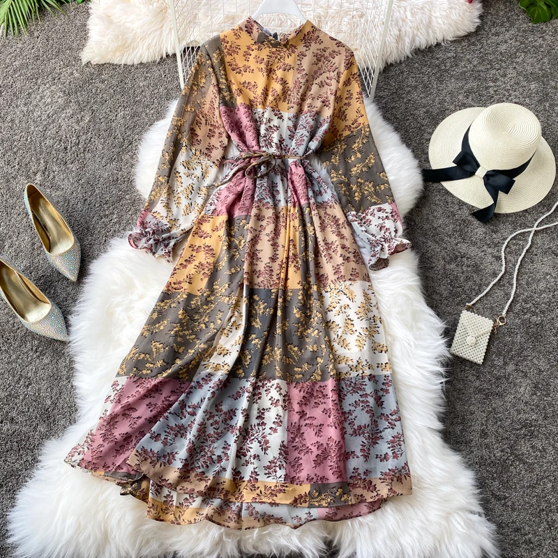 Женское длинное шифоновое платье плиссированное с цветочным принтом круглым