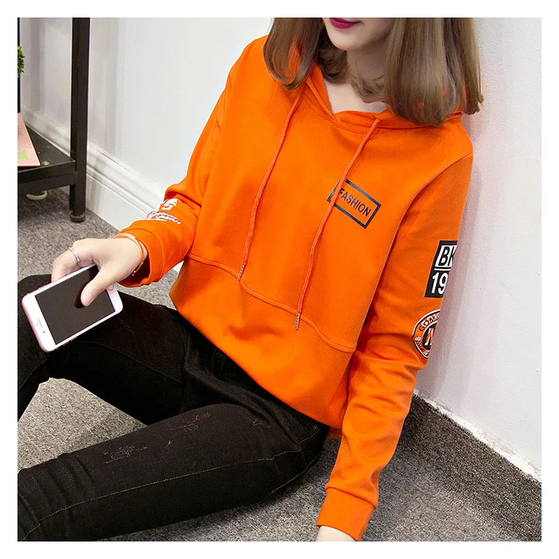

Hoodies & Sweatshirts