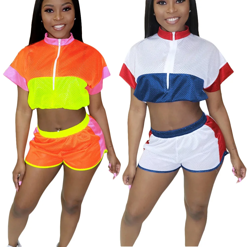 Костюм спортивный женский летний из 2 предметов укороченный топ и шорты в
