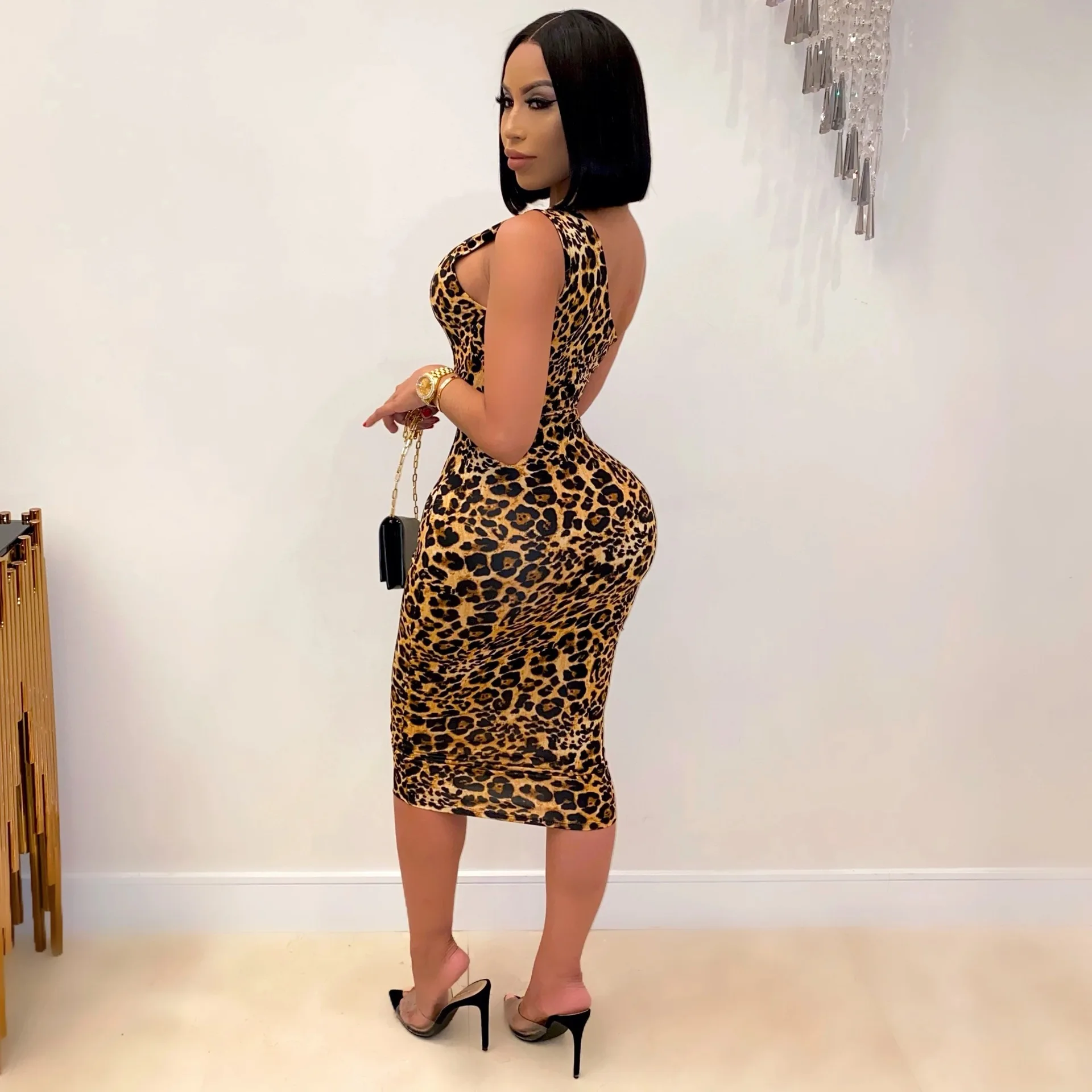 

Dresses Sexy One Shoulder Leopard Print Hollow-out Brown Knee Length Dress Z8046