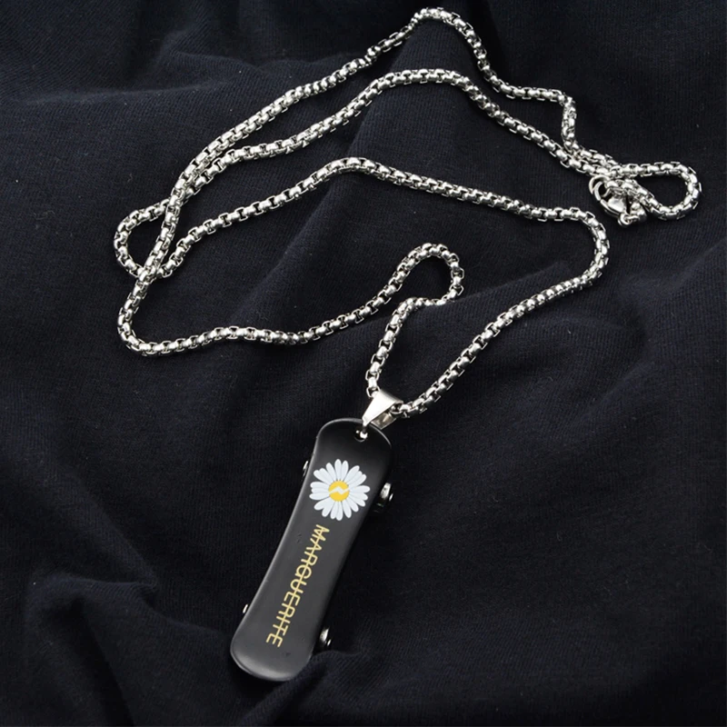 Черное ожерелье из нержавеющей стали Kpop колье с подсолнухом и надписью для