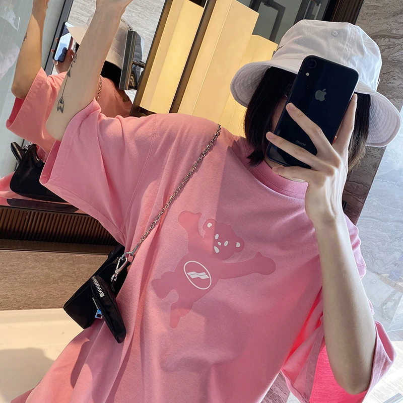 

Early spring 2021 new bear reflective couple loose short sleeve T-shirt we11done women's top Pink girl Base coat t-shirt female
