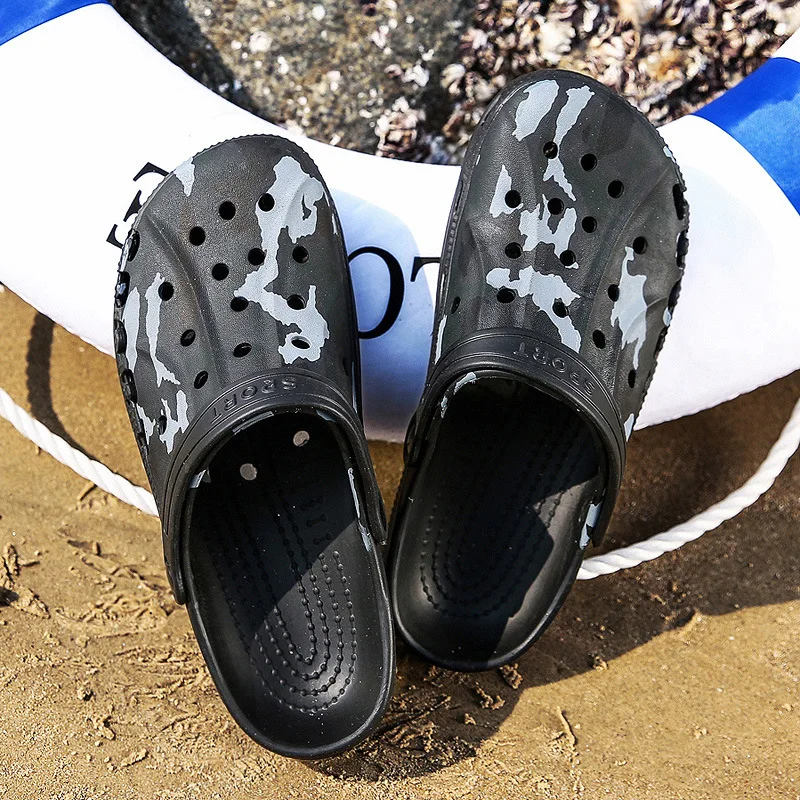 

2020 New Summer Couple Slippers EVA Unisex Sandals Men Sandals Fashion Hollow Out Breathable Beach Slippers Flip Flops TX184
