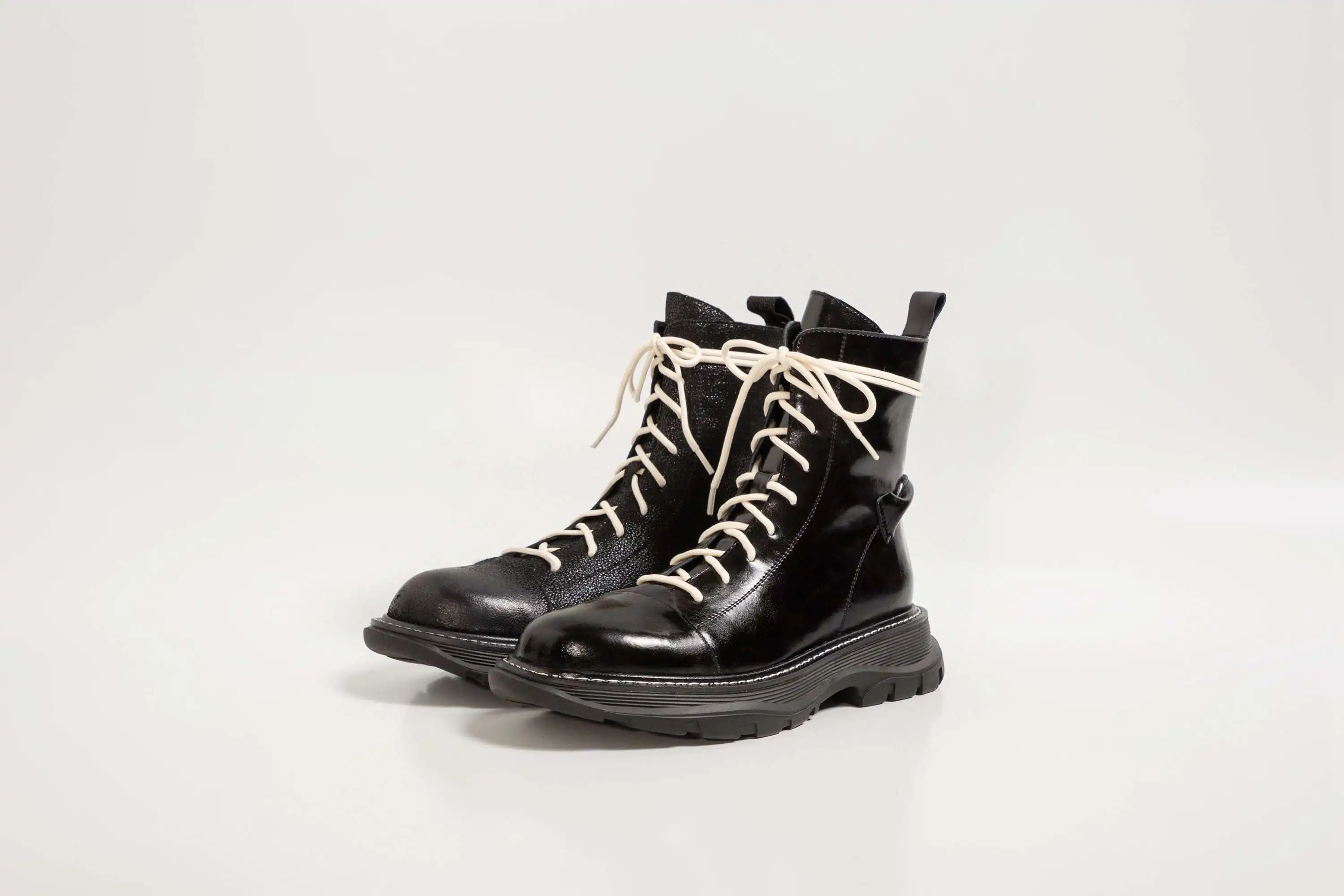 

Krazing pot large size snow boots split leather mixed colors round toe thick med heel lace up sewing winter warm ankle boots L99