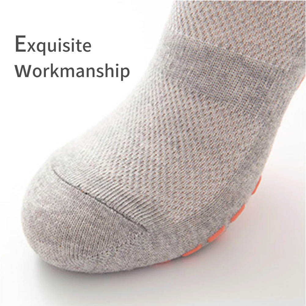 

Sports Soccer Socks Solid Color Ankle Grip Socks for Men and Women Cotton Non-Slip Gripper Socks Good Quality Cotton Socks