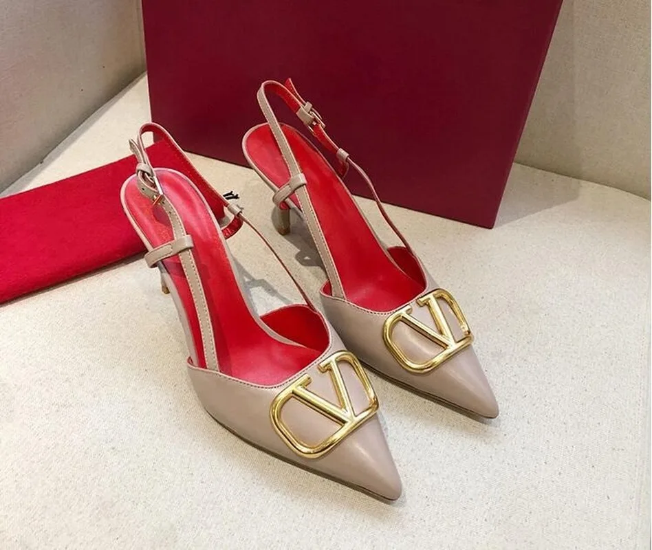 

Autumn Winter French V-button Pointed Toe High Heel Shoes 8cm Women Slim Heel Pumps Black V Right Logo High Heel Without Box