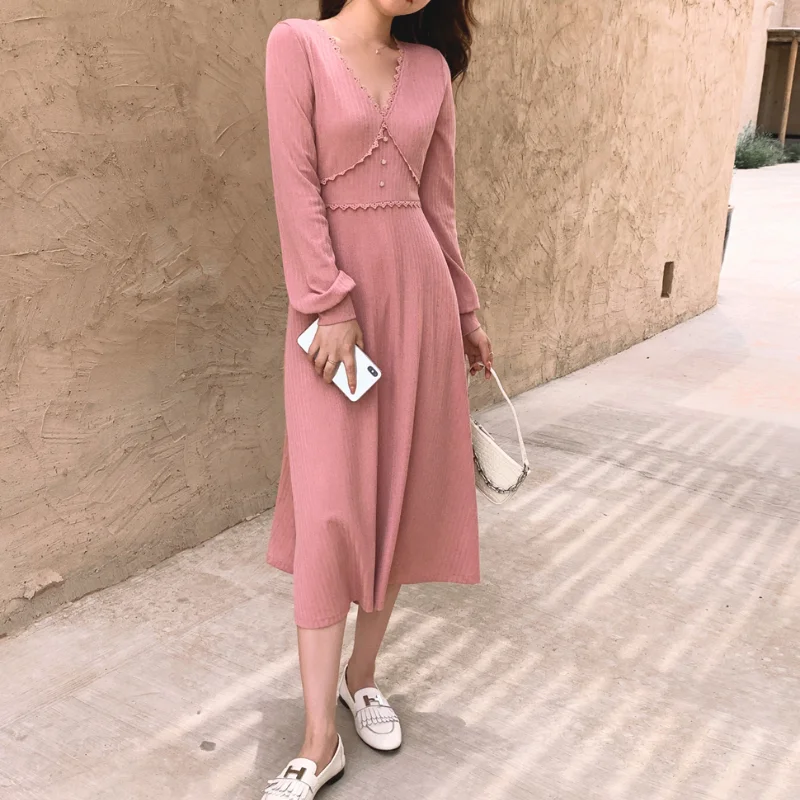

Autumn Winter Long Sleeve Bottoming Dress Women 2021 New Lace V-neck A-line Casual Midi Dresses Elegant Long Vestidos Mujer