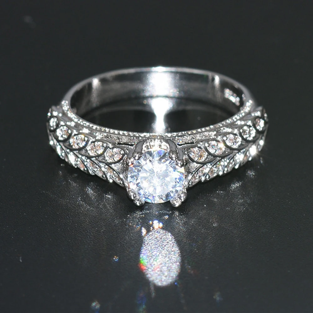 

Explosion style exquisite double row leaf lady imitation ring, copper-plated platinum and micro-inlaid zircon jewelry