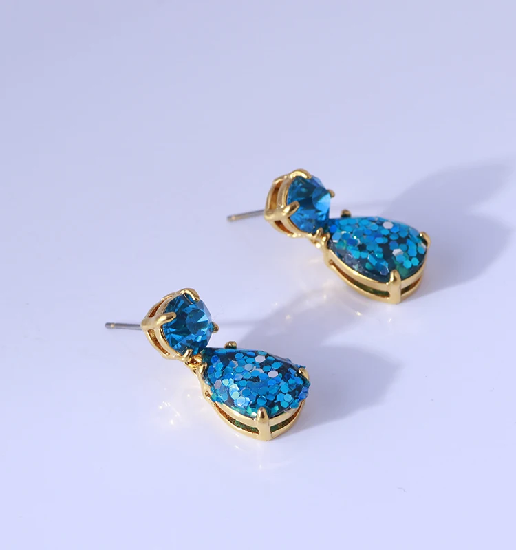 

Simple color water drop shape sequins inlaid with Zircon Earrings