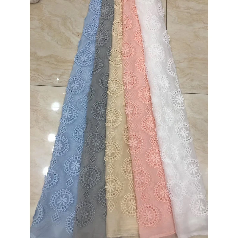 

African Lace Fabric 2020 High Quality Round Flowers Pattern Embroidery Solid Exquisite Lace Soft Fabrics For Wedding Party