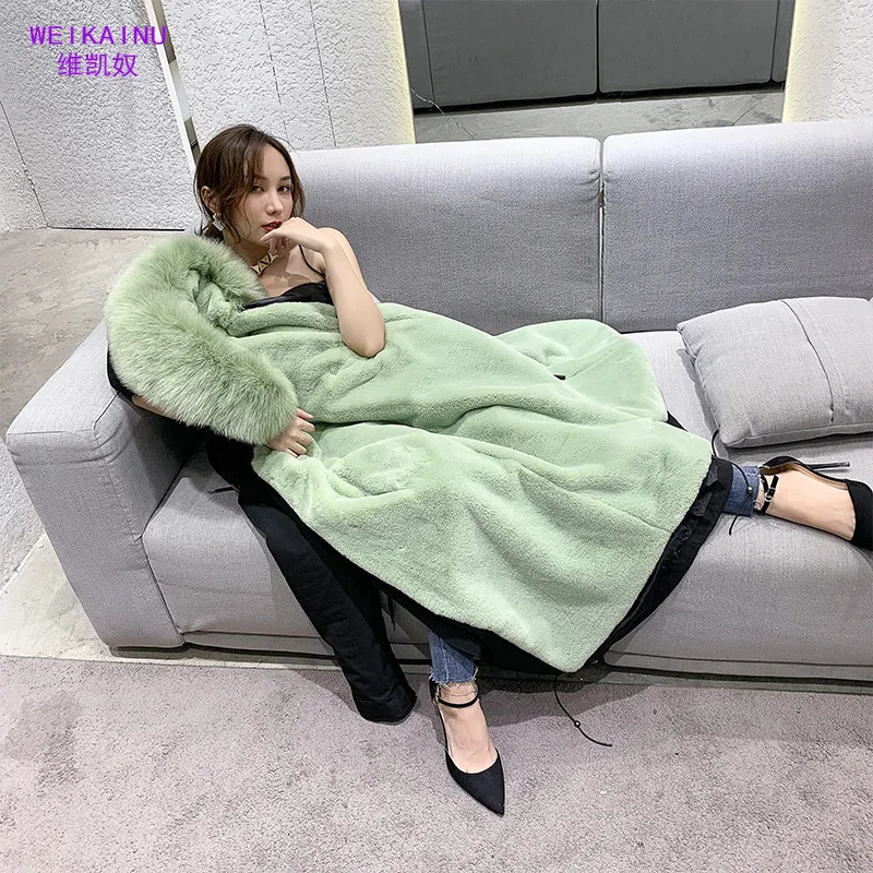 Black with green fur Новинка года; модное зимнее пальто с мехом для женщин и девочек парка с капюшоном из искусственного кроличьего меха утепленная верхняя одежда - Цвет: Black with green fur