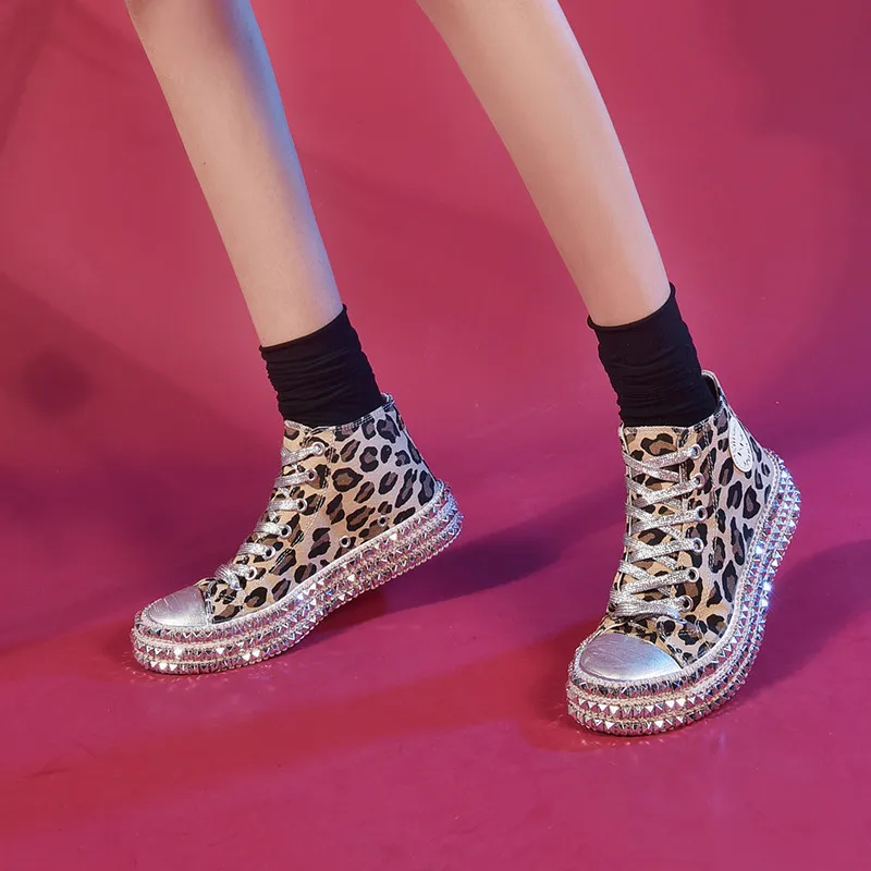 Женские кроссовки пикантные Модные женские парусиновые туфли с леопардовым